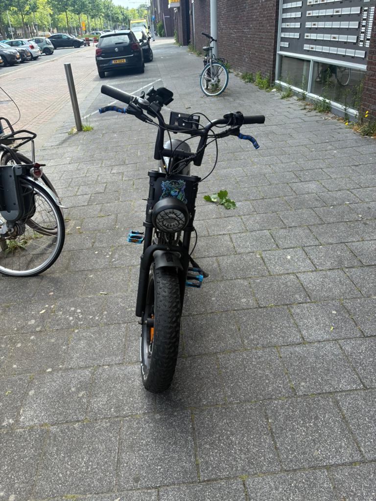Fatnike V8, Ophalen of Verzenden, Gebruikt, Overige merken