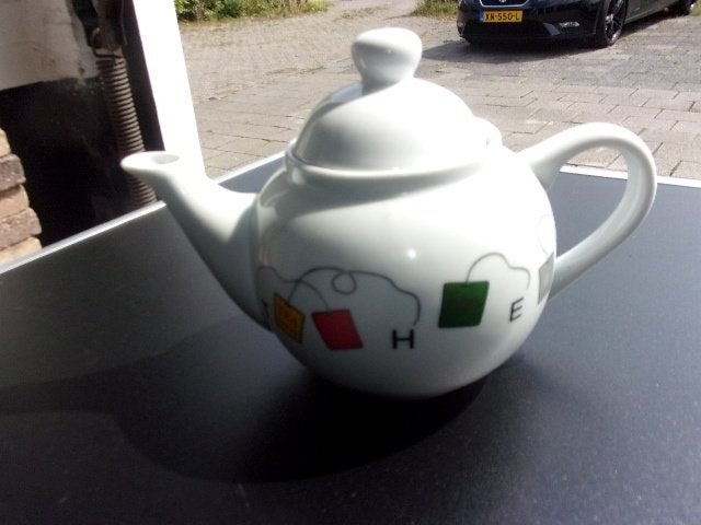 theepot, Ophalen of Verzenden, Zo goed als nieuw, Aardewerk, Theepot