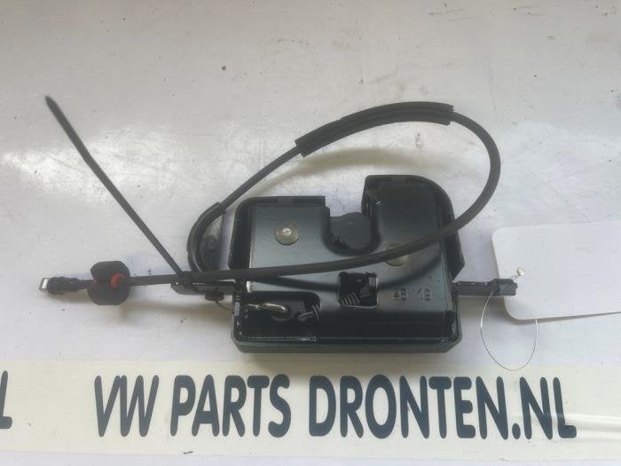 Rugleuning ontgrendelhendel van een Alfa Romeo Giulia, Gebruikt, -, Verzenden, -
