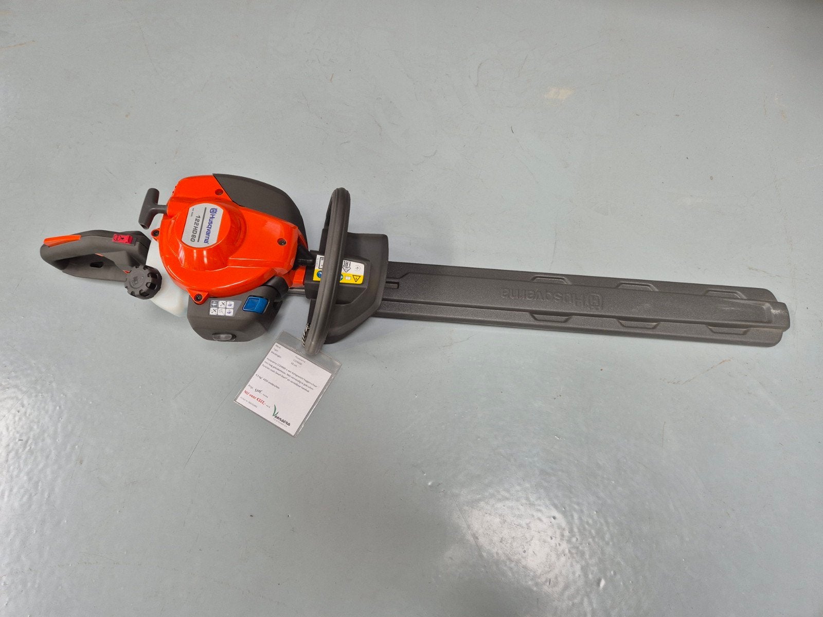 Nieuwe Husqvarna 122HD60 Heggenschaar, Ophalen of Verzenden, Nieuw, Benzine, Husqvarna
