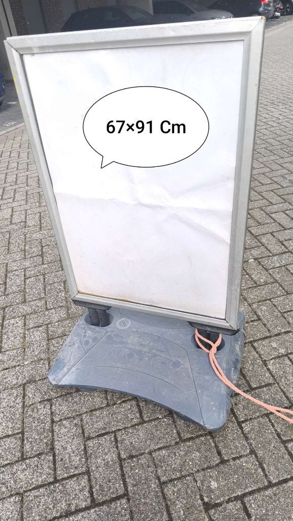 (een gratis) Stoepbord / Reclamebord met watergevulde voet, Verzamelen, Merken en Reclamevoorwerpen, Ophalen, Gebruikt, Reclamebord