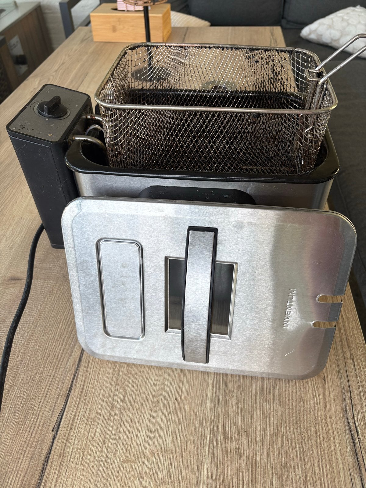 Inventum Friteuse - Compact en Efficiënt, Witgoed en Apparatuur, Frituurpannen, Gebruikt, 2 tot 3 liter, Uitneembare binnenpan