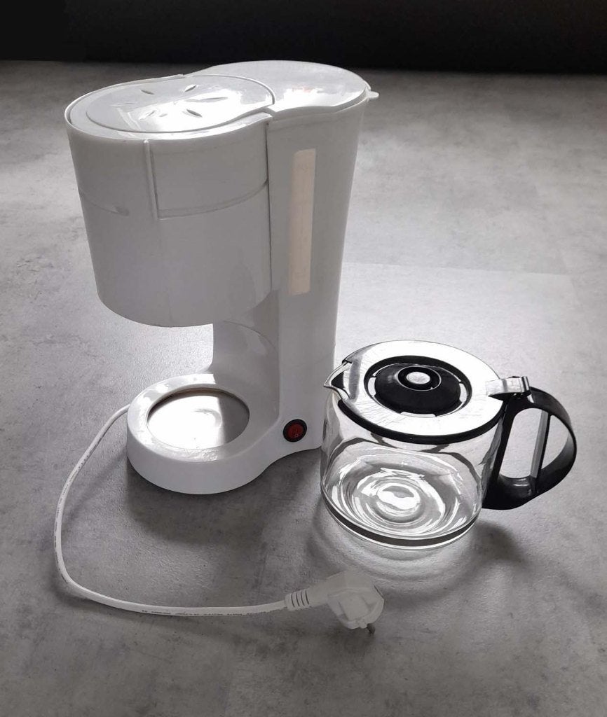 KOFFIEZETAPPARAAT van Home Essentials. 12 kopjes, Witgoed en Apparatuur, 10 kopjes of meer, Koffiemachine, Gemalen koffie, Ophalen of Verzenden