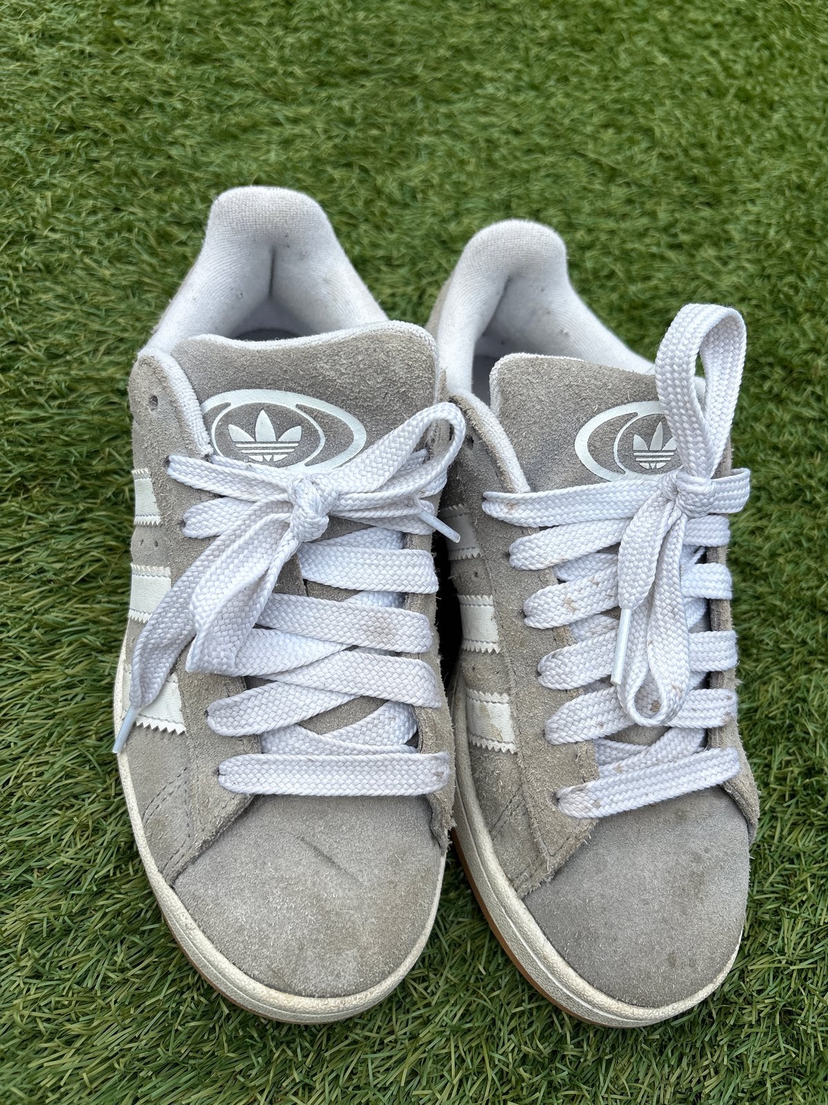 Adidas Campus sneakers - Grijs suède mt 36 2/3, Ophalen of Verzenden, Gedragen, Grijs, Sneakers of Gympen