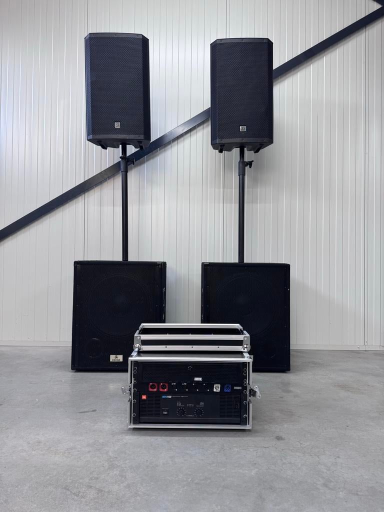 Complete PA-set met JBL versterker en EV speakers, Audio, Tv en Foto, Luidsprekers, Gebruikt, Complete surroundset, 120 watt of meer