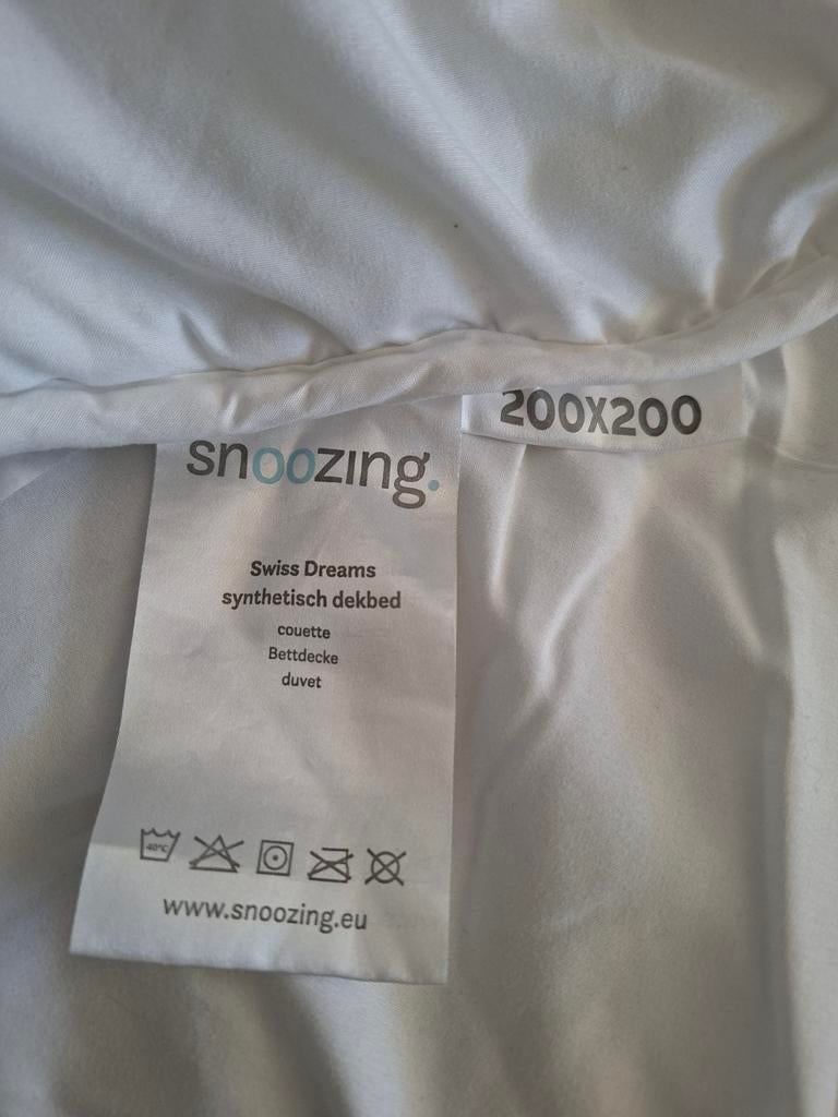 Snoozing synthetisch dekbed 200x200 in zeer goede staat!, Huis en Inrichting, Slaapkamer | Beddengoed, Ophalen of Verzenden