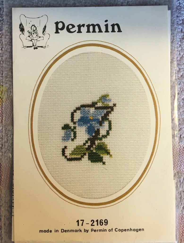 Permin - klein borduurpatroon - J & M, Ophalen of Verzenden, Zo goed als nieuw, Handborduren, Patroon