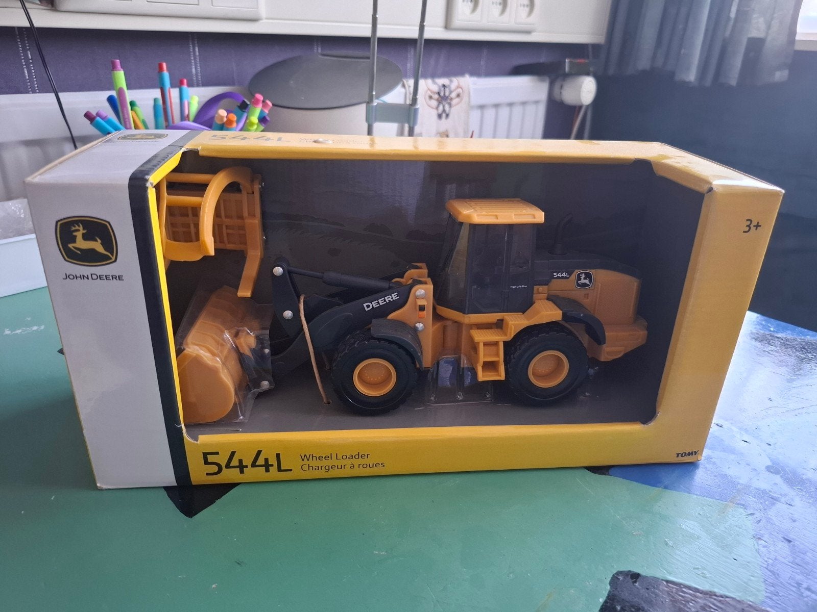 John Deere en Bobcat model shovels - Nieuw uit Canada, Ophalen of Verzenden, Groter dan 1:32