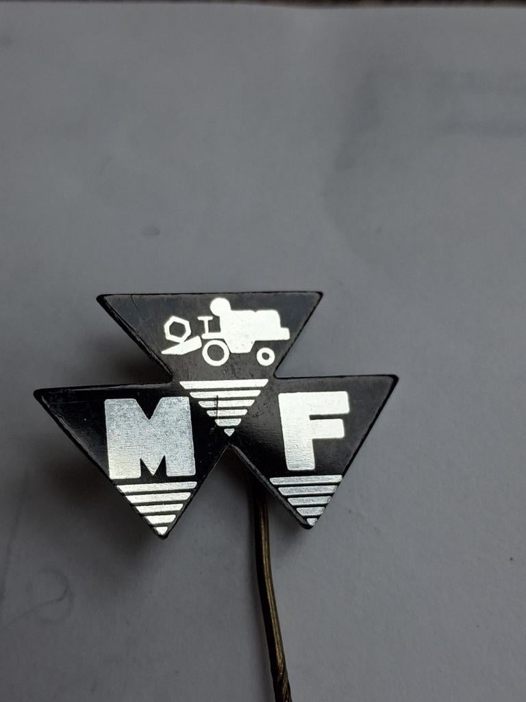 Speldje MF Massey Ferguson combine, Ophalen of Verzenden, Overige onderwerpen