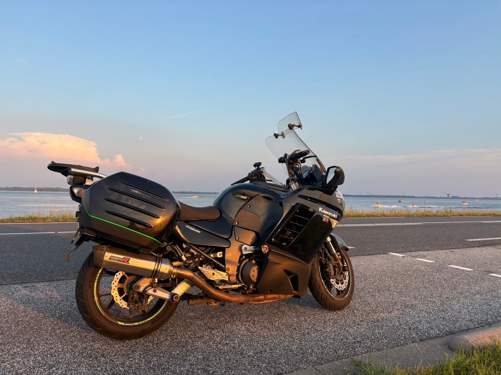 Kawasaki GTR1400, Ophalen, Nieuw