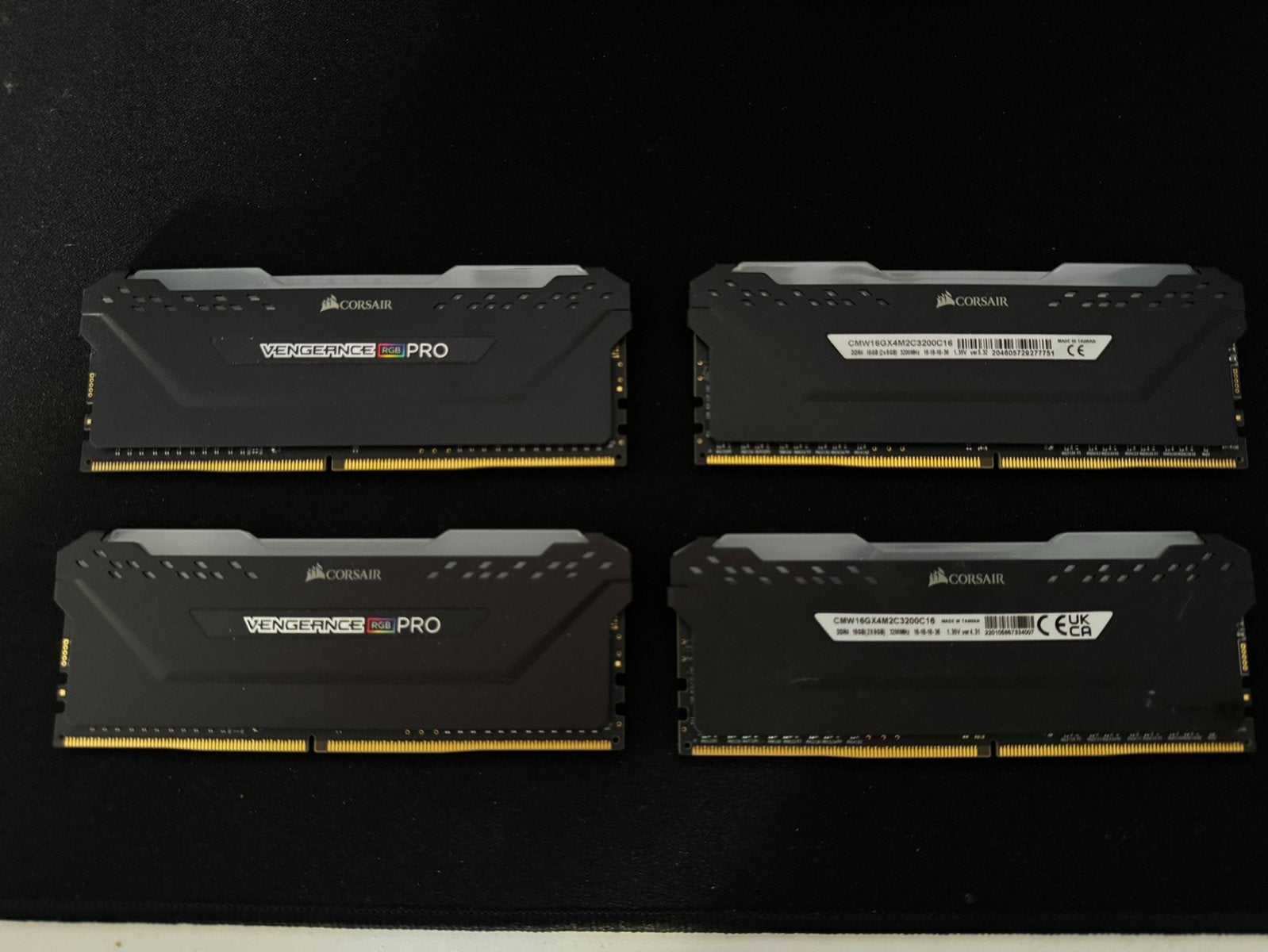 Corsair Vengeance Pro 32GB (4x 8GB) DDR4 3200Mhz RGB RAM, 32 GB, DDR4, Ophalen of Verzenden, Zo goed als nieuw