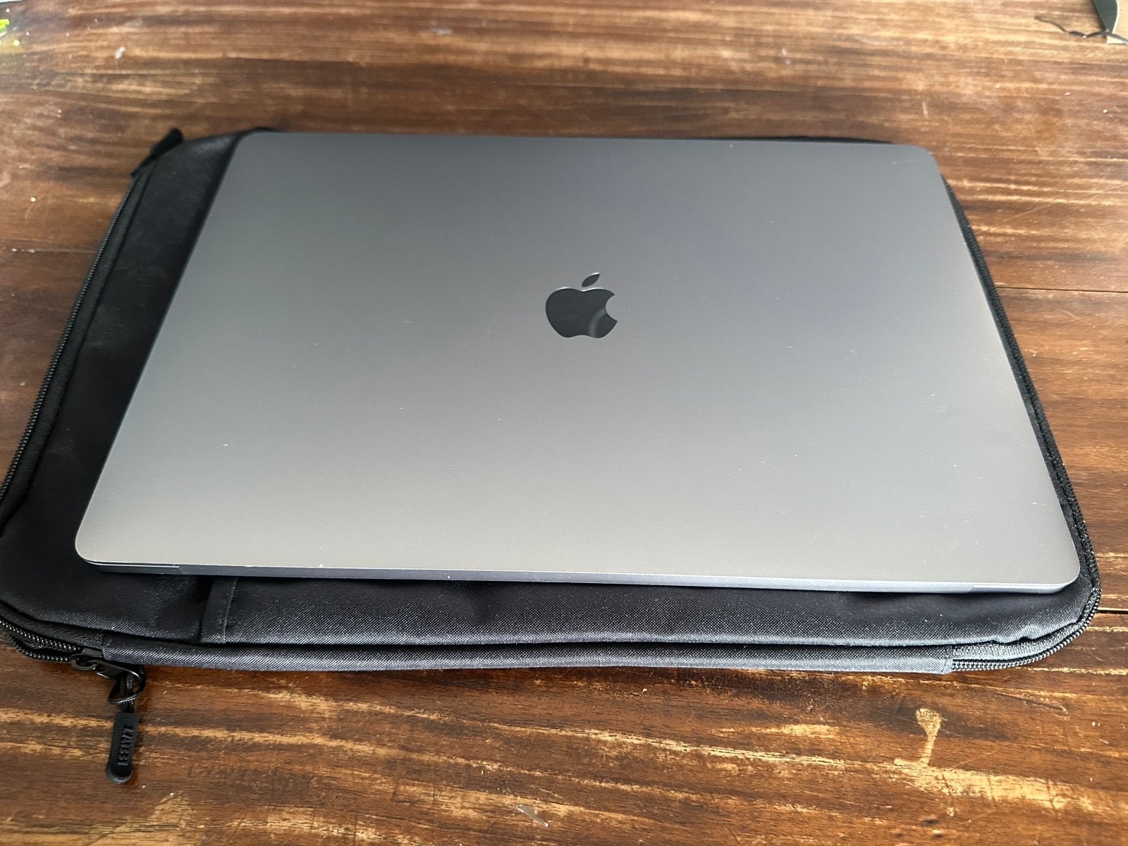 Foto 2 van MacBook Pro