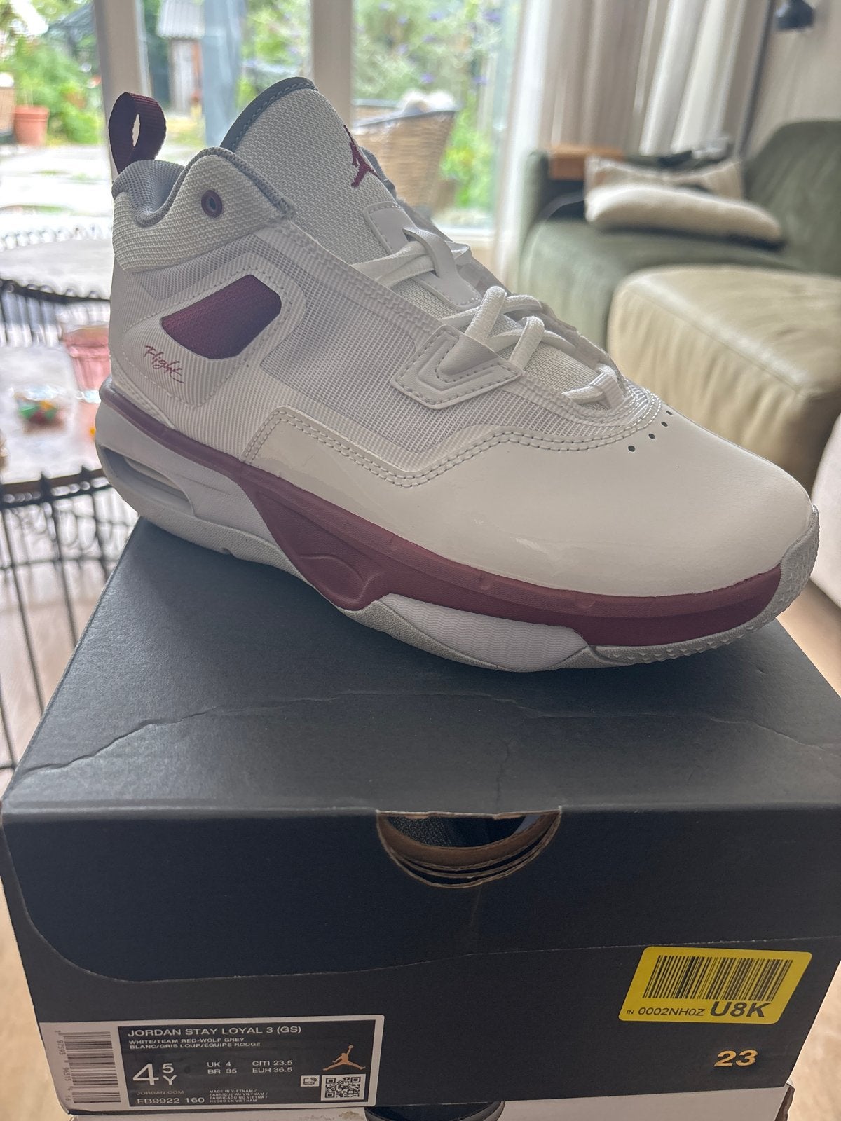 Nieuwe Jordan Stay Loyal 3 (GS) sneakers - Maat 36.5, Ophalen of Verzenden, Nieuw