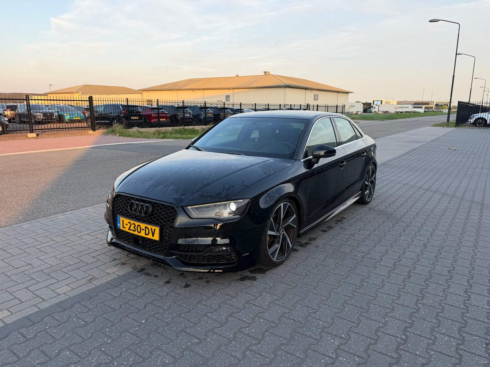 Audi A3 1.4 Tfsi Sedan S-tronic 2013 Zwart, 1225 kg, 4 cilinders, Zwart, 1395 cc