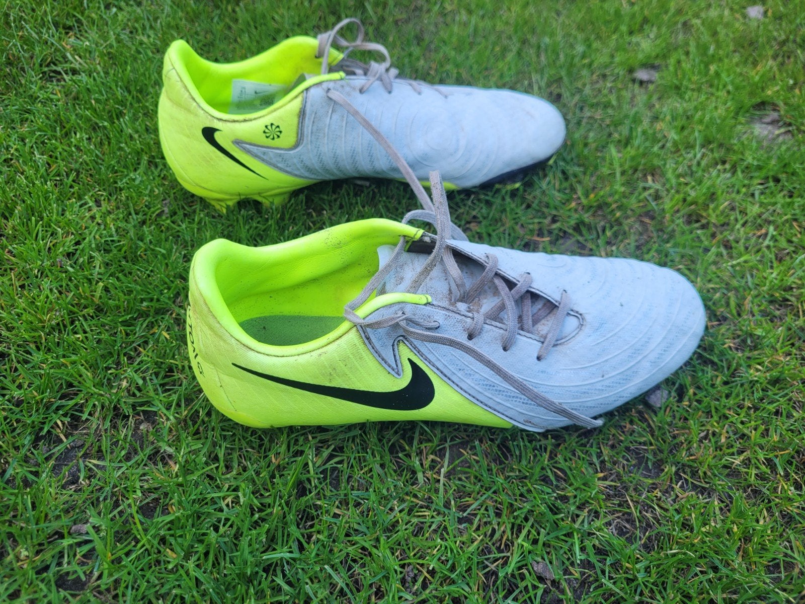 nike voetbalschoen 42, Overige kleuren, Sportschoenen, Nike, Ophalen of Verzenden