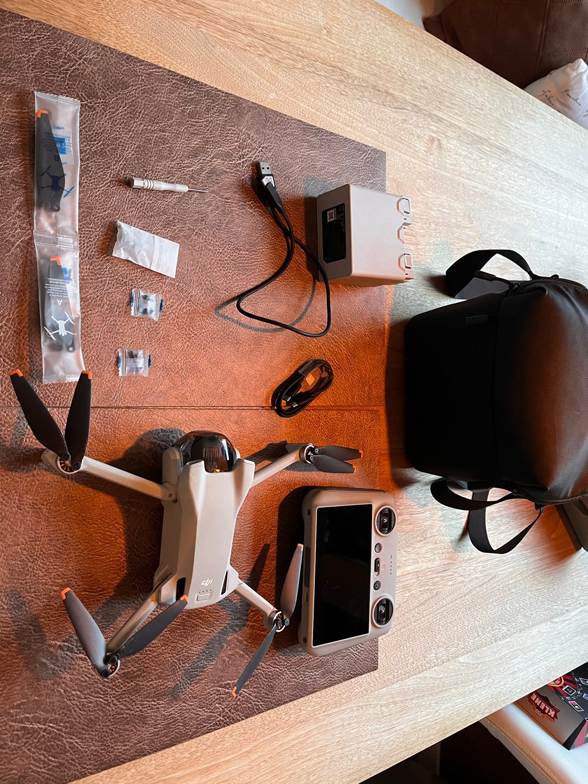 DJI Mini 3 Fly More Combo met Smart Controller, Ophalen, Gebruikt, Cameradrone, Extra accu('s)