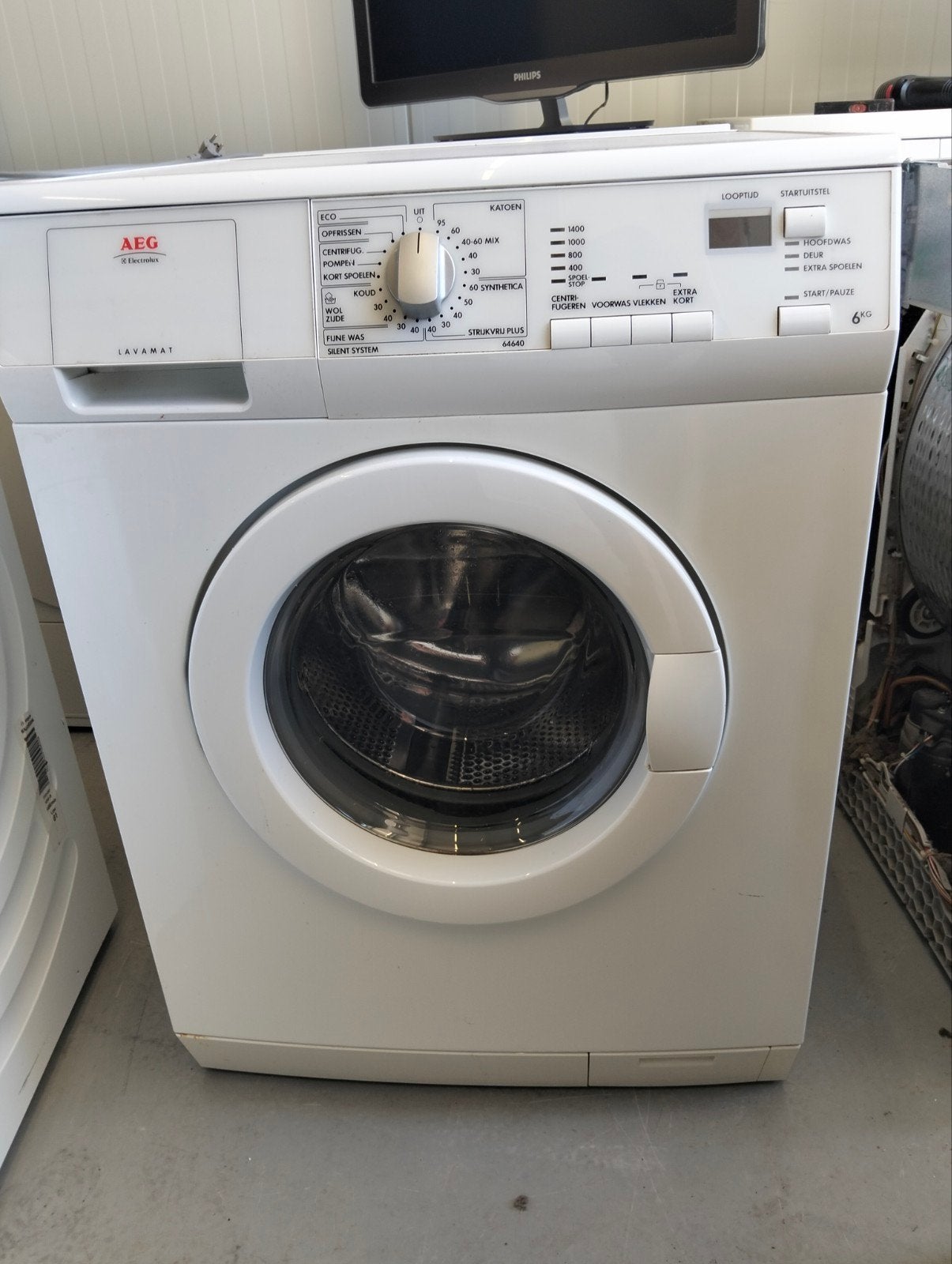 AEG Lavamat L64640 Wasmachine - 6 kg, 1400 toeren, Gebruikt, Voorlader, Kort programma, Electrolux Group, 10545 Stockholm, Sweden