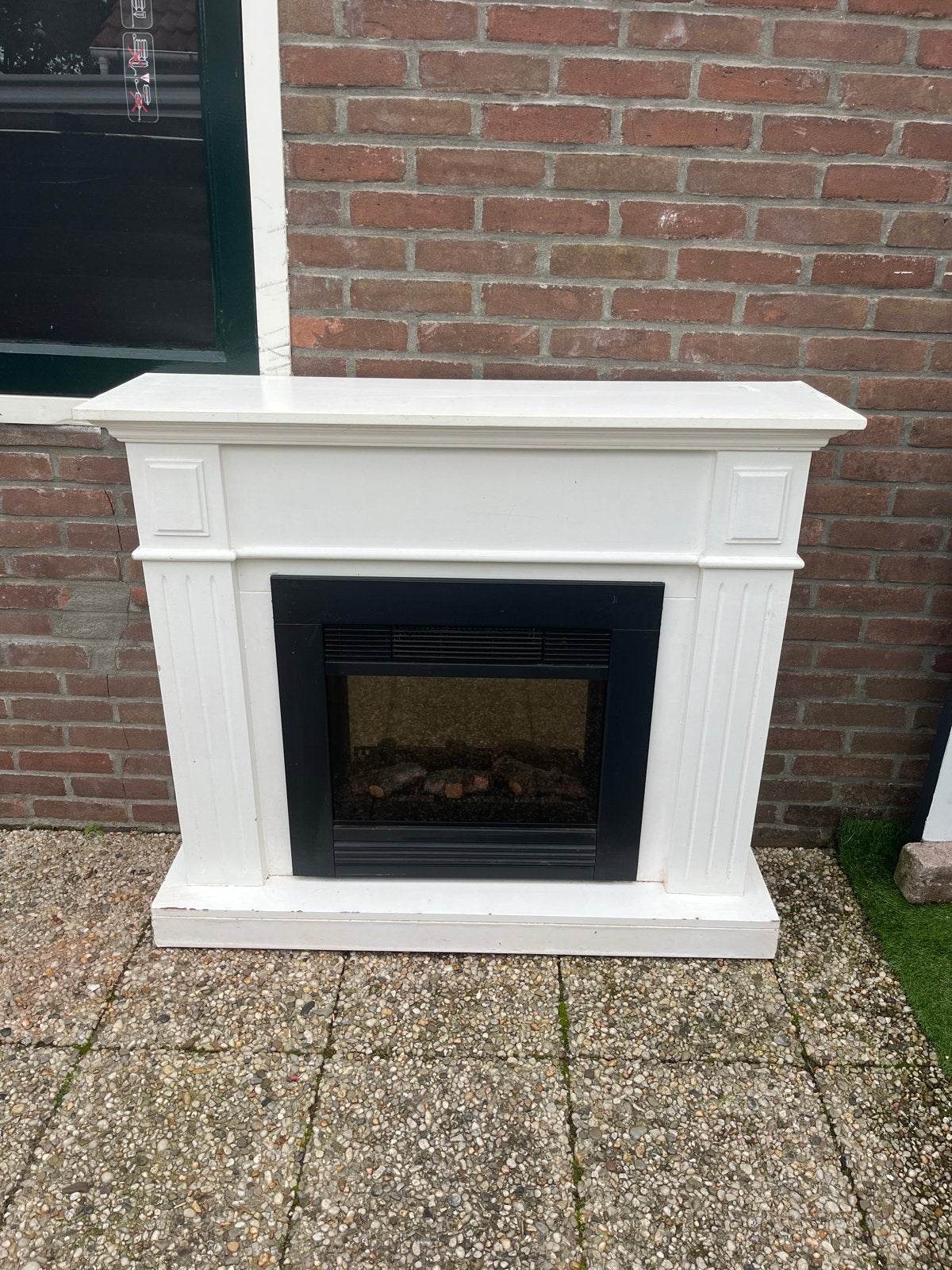 Witte elektrische sfeerhaard met schouw, Huis en Inrichting, Ophalen of Verzenden, Gebruikt, Vrijstaande haard, Elektrische haard