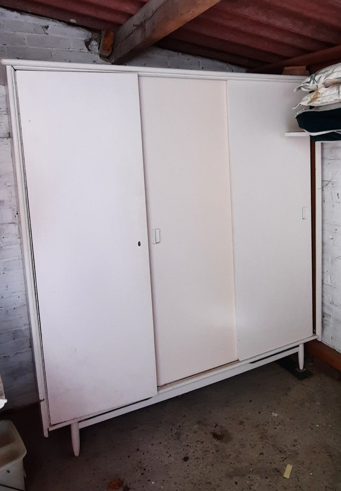 Vintage kledingkast met schuifdeuren, Huis en Inrichting, Ophalen, Met deur(en), Gebruikt, 100 tot 150 cm