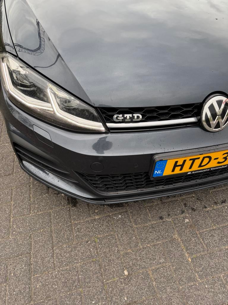 Volkswagen Golf 2.0 TDI 184pk 7-DSG 5D 2017 Grijs, Stof, Diesel, Golf, Geïmporteerd