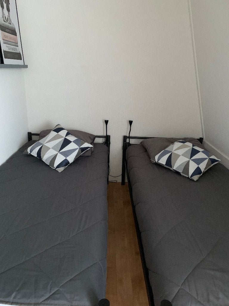 Stapelbed metaal / losse bedden 90x200, Ophalen, Strak, 90 cm, Eenpersoons
