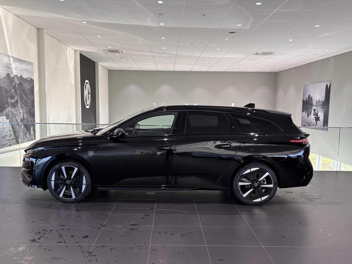 Peugeot e-308 SW GT 54 kWh Climate Control | Voorstoelen Ele, Auto's, 156 pk, Automatische klimaatregeling, 33 min, Zwart