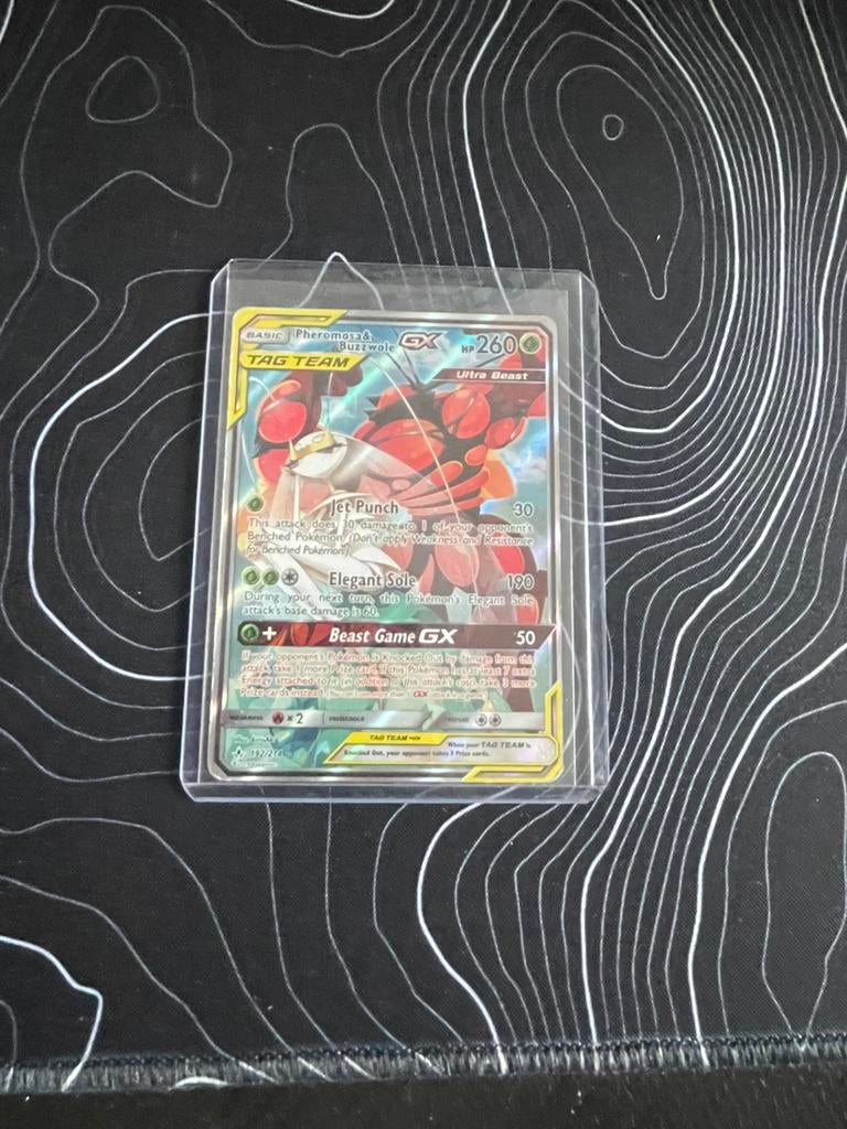 Pheromosa & buzzwole gx tag team pokemonkaart, Ophalen, Zo goed als nieuw