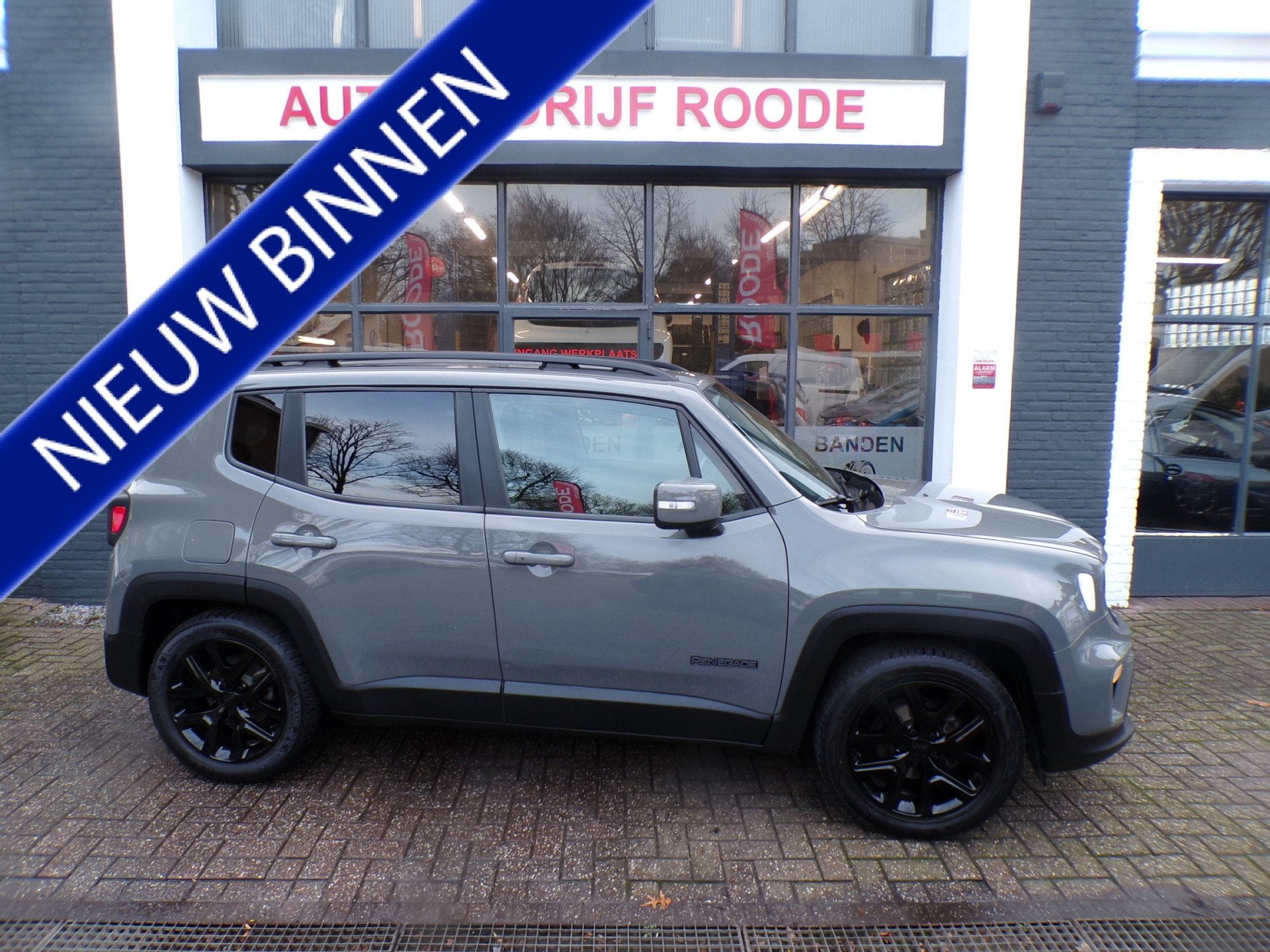 Jeep Renegade 1.0T Limited Black NANO GREY ,VELE EXTRA'S!, Auto's, Voorwielaandrijving, 15 km/l, Gebruikt, 1295 kg