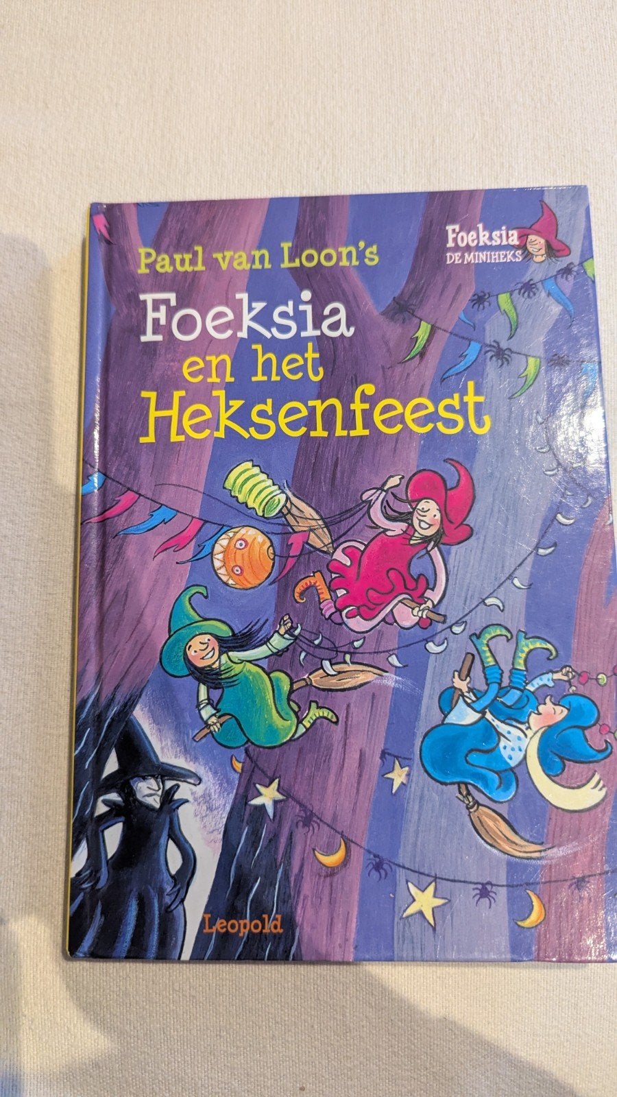foeksia en het heksenfeest, Ophalen of Verzenden, Zo goed als nieuw, Non-fictie