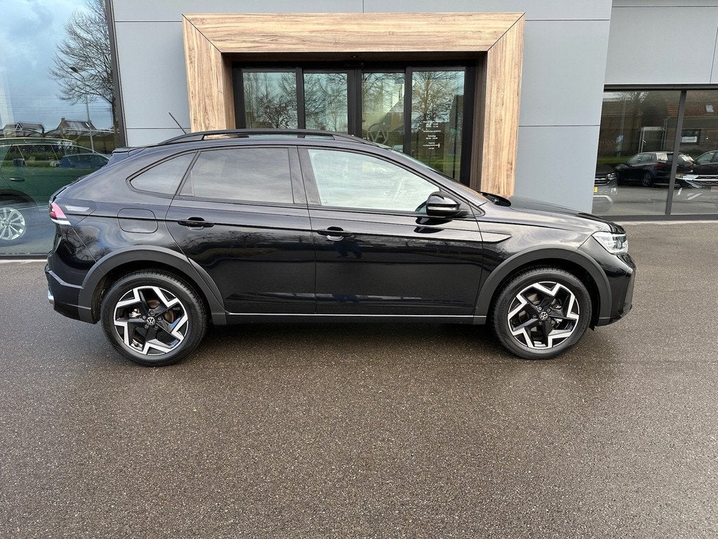 Volkswagen Taigo 1.5 TSI 150pk DSG R-Line | Trekhaak | IQ li, Auto's, Volkswagen, 12 maanden, Zwart, 4 cilinders, 1192 kg