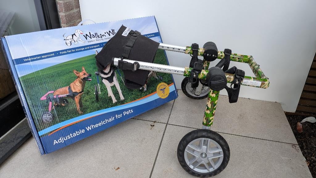Luxe Walkin' Wheels Hondenrolstoel (maat M) Camouflage, ZGAN, Dieren en Toebehoren, Honden-accessoires, Ophalen of Verzenden, Zo goed als nieuw