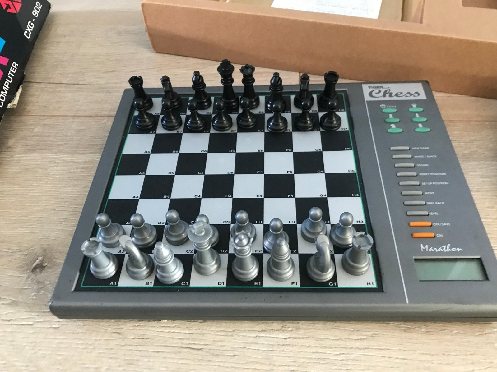 Sphinx Comet CXG-902 Schaakcomputer - Zo goed als nieuw, Een of twee spelers, Ophalen of Verzenden, Zo goed als nieuw, Reisspel