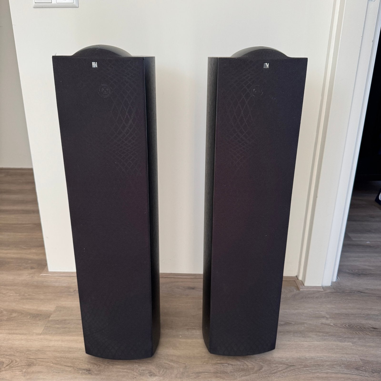 KEF Q5 luidsprekers (2 stuks) – 15–150 watt, Ophalen, Vloerstaande luidspreker, 120 tot 150 watt, Zo goed als nieuw