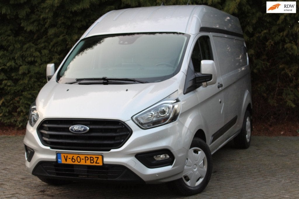 Ford TRANSIT CUSTOM 300 2.0 TDCI L2H2 Trend 170PK | Airco |, Auto's, 4 cilinders, 2800 kg, Bedrijf, 2 stoelen