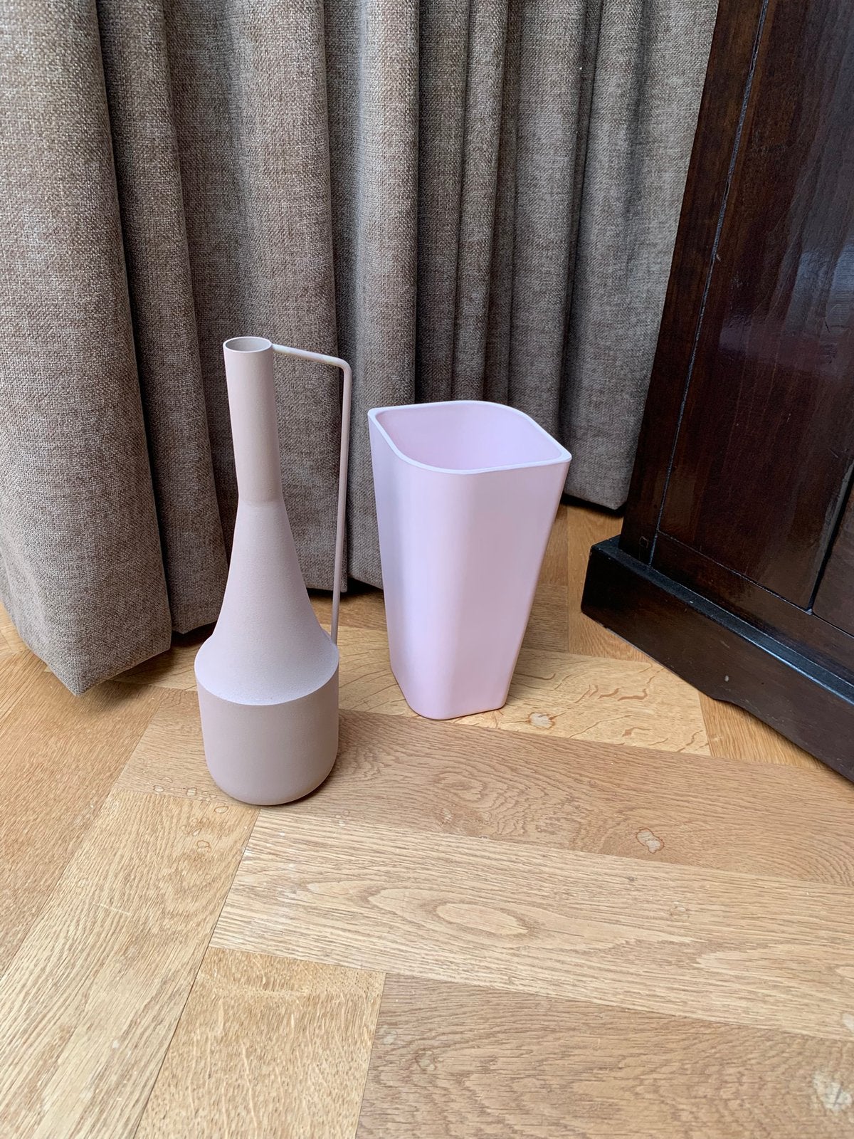 Mooie vazen, samen of los te koop, Huis en Inrichting, Woonaccessoires | Vazen, Zo goed als nieuw, Roze, Kunststof, Ophalen of Verzenden