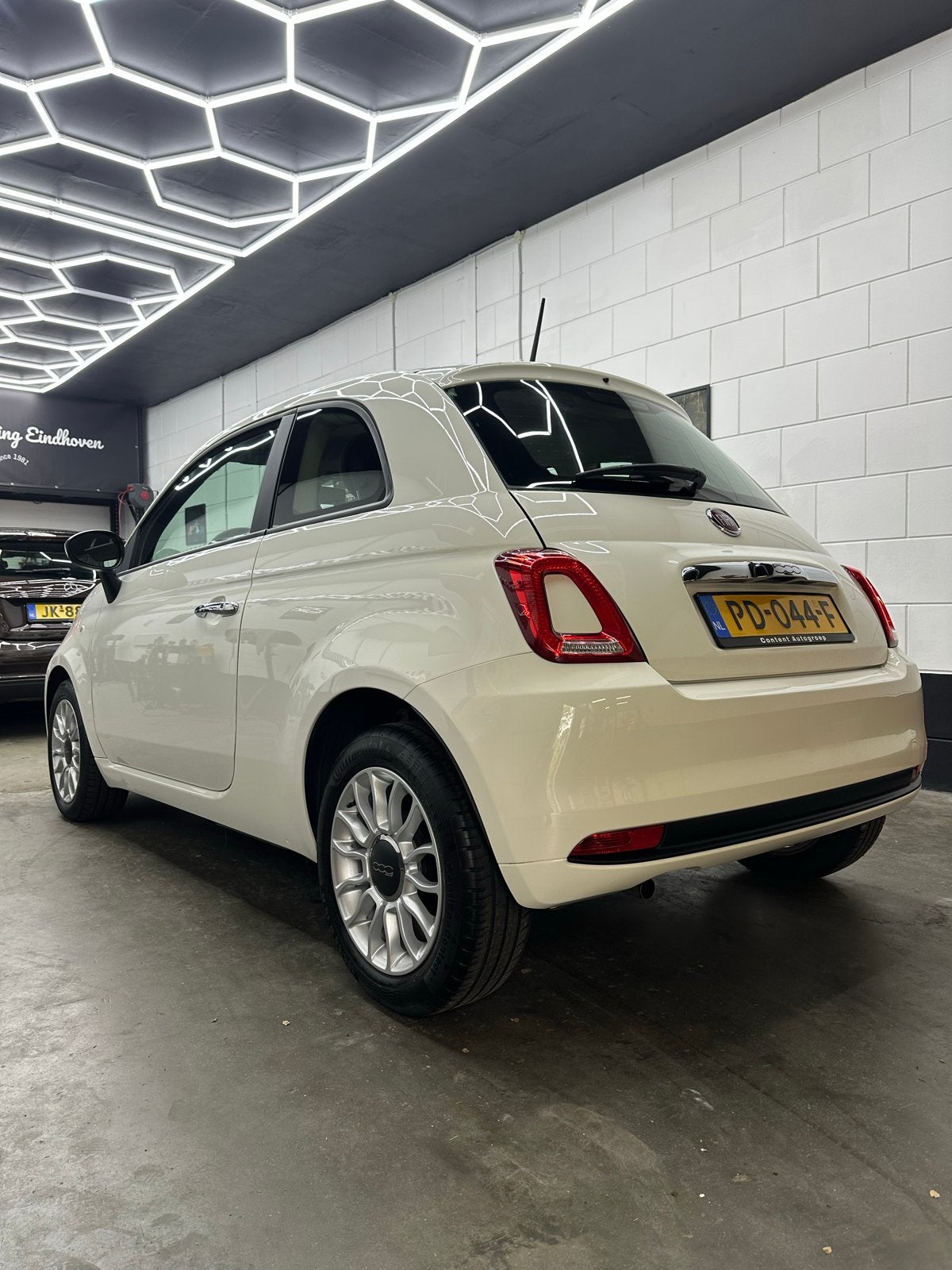 Fiat 500 Twinair Turbo 80pk 2017 Wit, Auto's, Voorwielaandrijving, 31 €/maand, Origineel Nederlands, Handgeschakeld