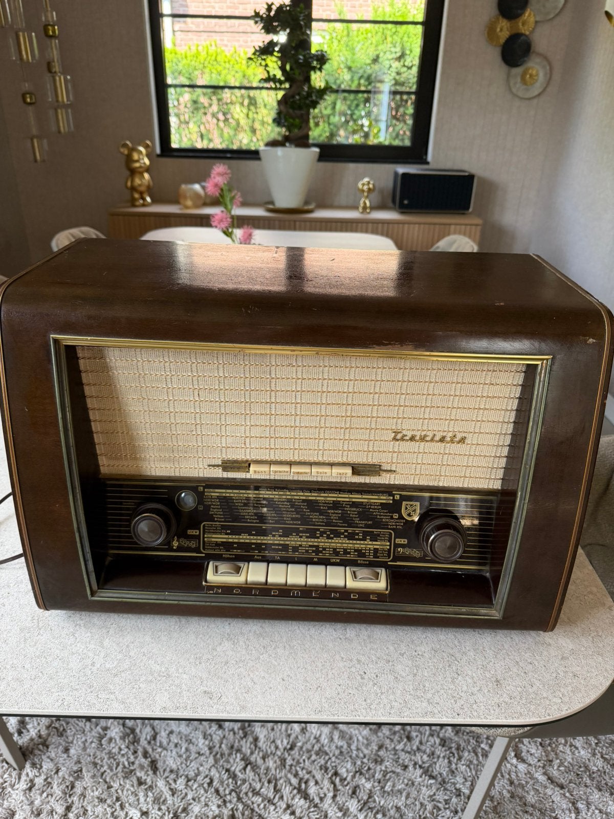 Vintage Nordmende Traviata 57 3D Buizenradio (Jaren '50), Ophalen