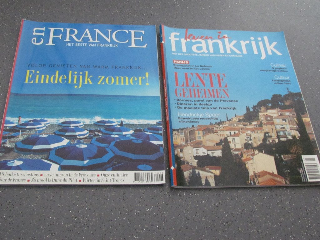 2x Leven in Frankrijk magazine - Het beste van Frankrijk, Ophalen of Verzenden, Gelezen, Overige merken, Europa