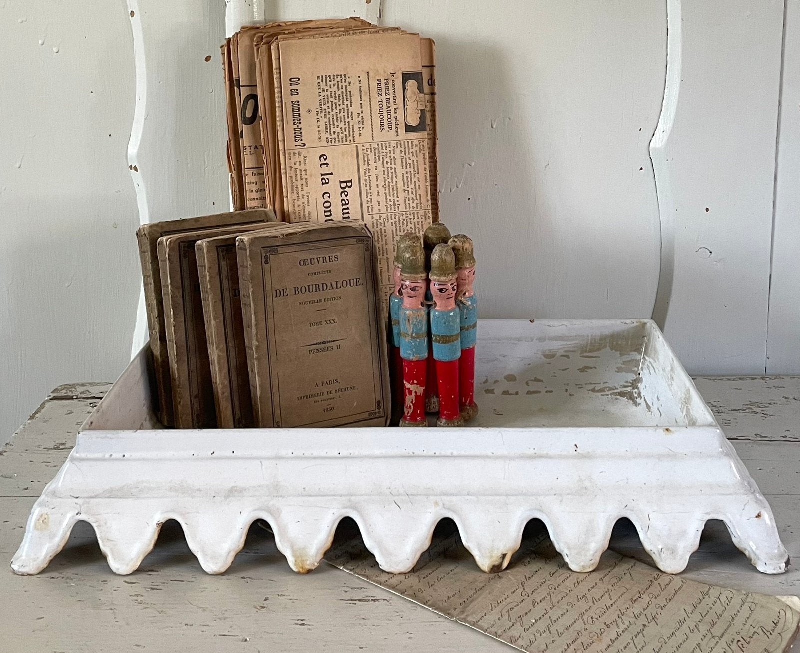 Brocante oude gietijzeren kwispedoor wit, Ophalen of Verzenden