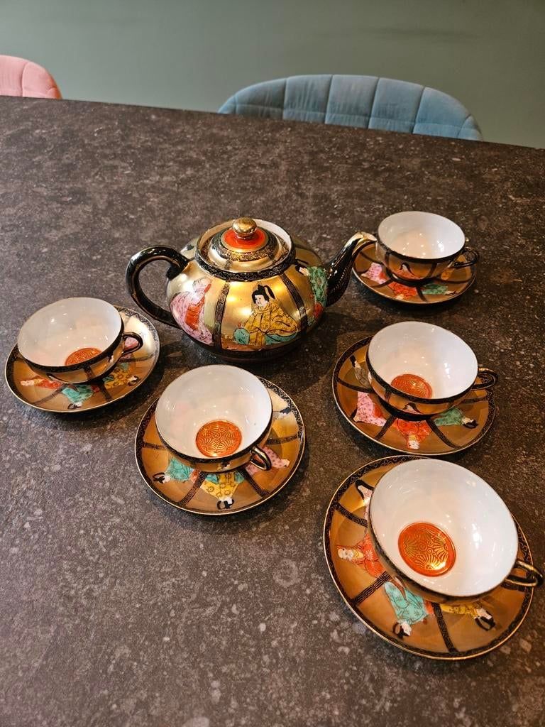 Antiek Chinees eierschaal porselein theeservies., Ophalen