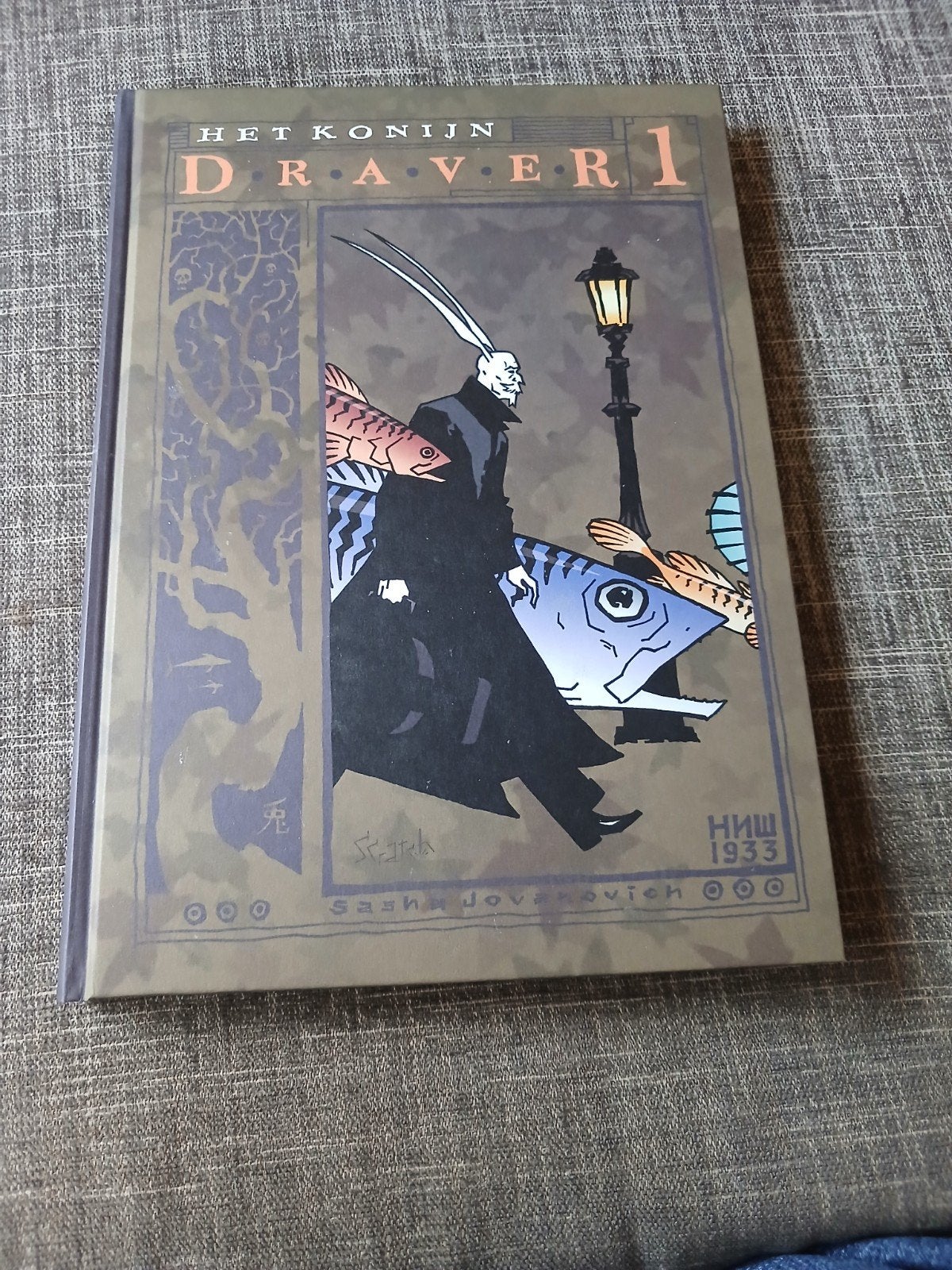 Het Konijn Draver 1 - Sasha Jovovich - Stripboek, Eén stripboek, Ophalen of Verzenden, Zo goed als nieuw