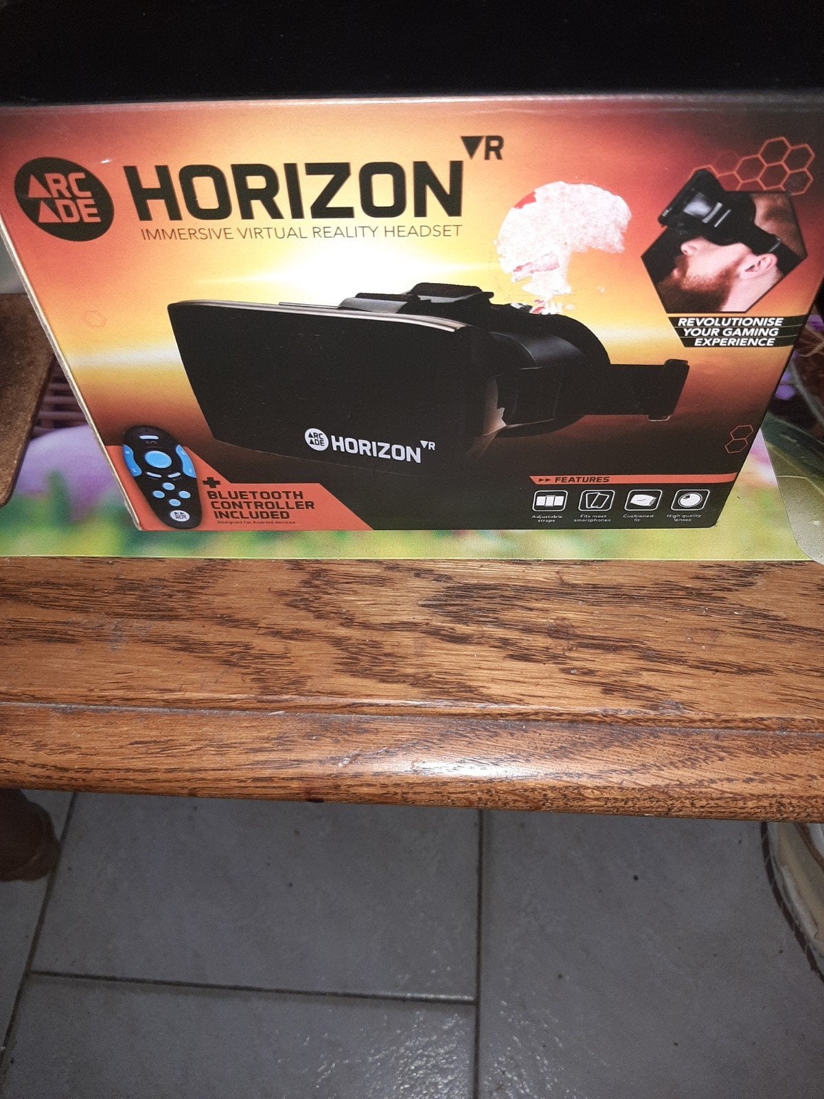 Arcade Horizon VR Headset met Bluetooth Controller, Ophalen, Nieuw, VR-bril, Telefoon