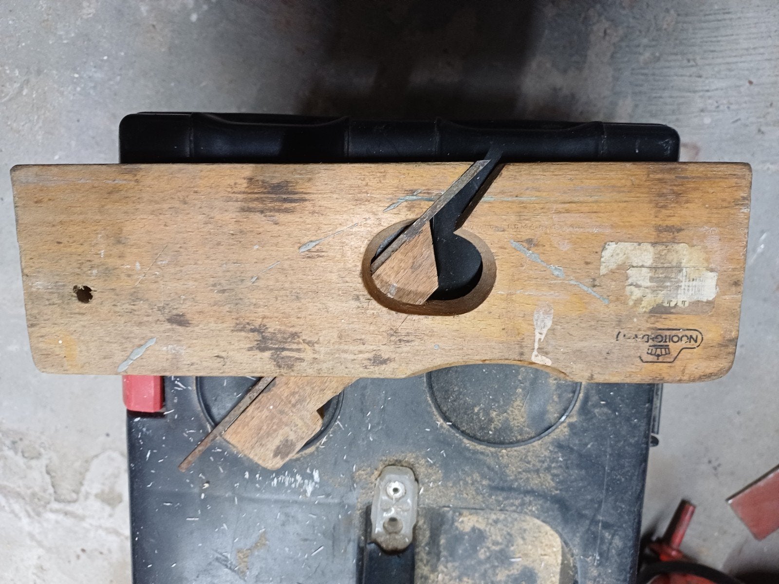 Oude houten schaaf van Nooitgedacht, Ophalen of Verzenden, Gebruikt, Overige typen, Nooitgedacht