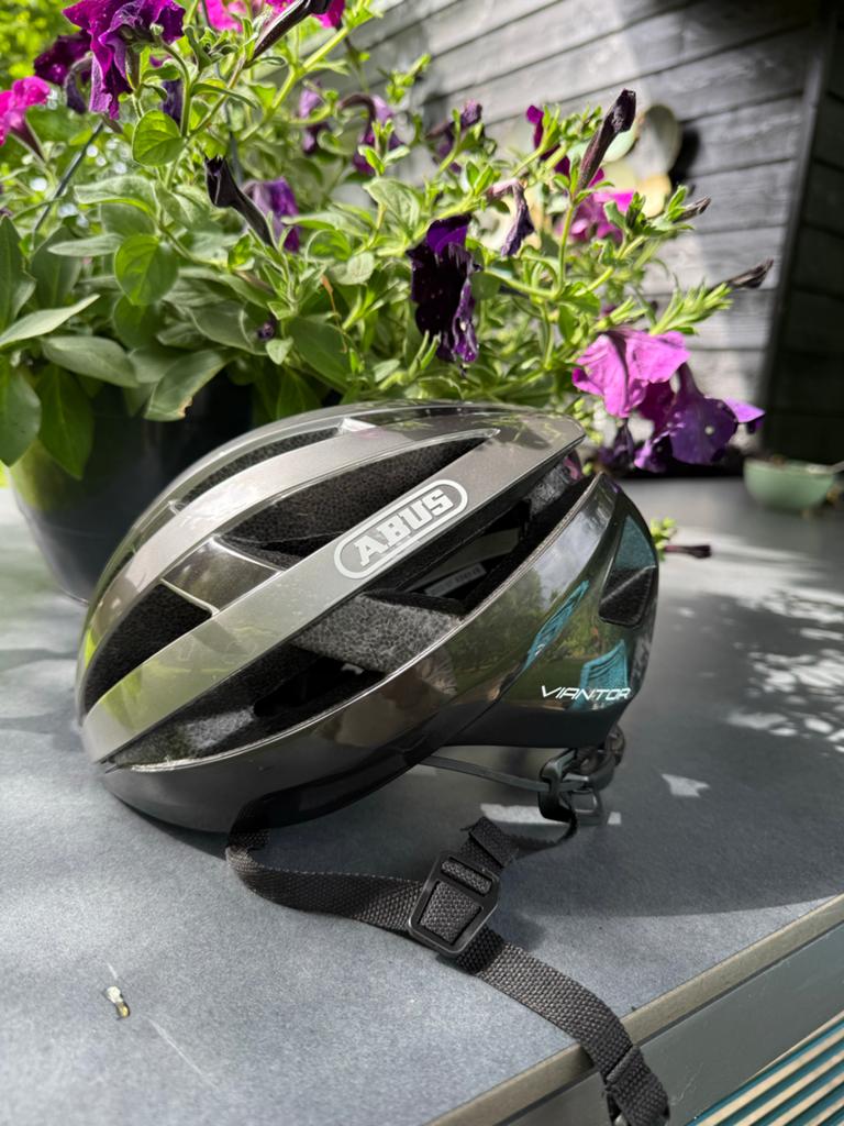 ABUS Viantor fietshelm - maat S, Fietsen en Brommers, Fietsaccessoires | Fietshelmen, Zo goed als nieuw, Heer of Dame, Overige maten