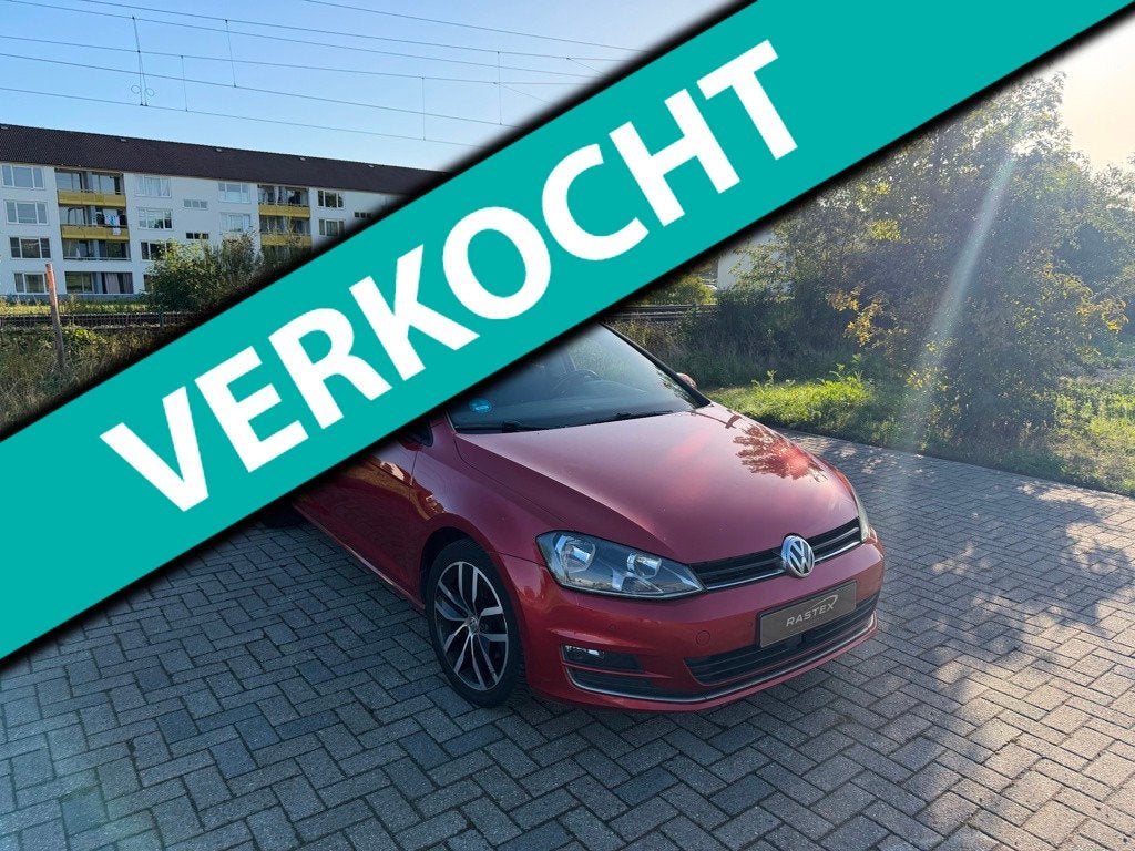 Volkswagen Golf 1.6 TDI Highline |DSG | ACC, Auto's, Euro 5, Metallic lak, Gebruikt, Zwart