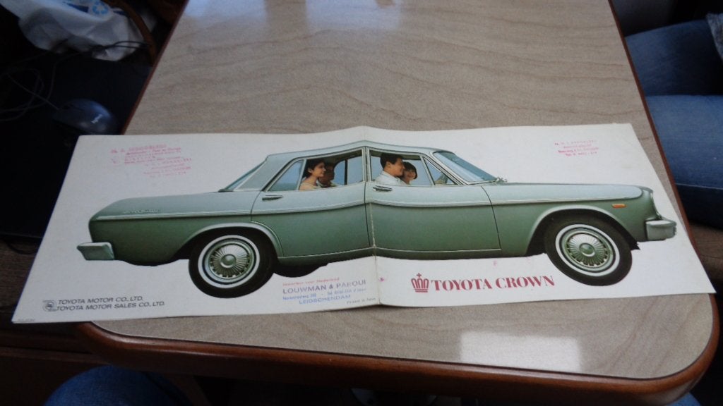 ZELDZAME Folder TOYOTA CROWN, Verzenden, Zo goed als nieuw, Toyota