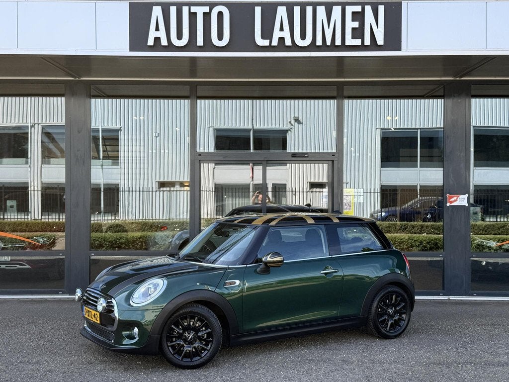 MINI 3-Deurs 1.5 Cooper First Born Edition LED Groot Navi Ke, Auto's, Voorwielaandrijving, 136 pk, Gebruikt, 4 stoelen