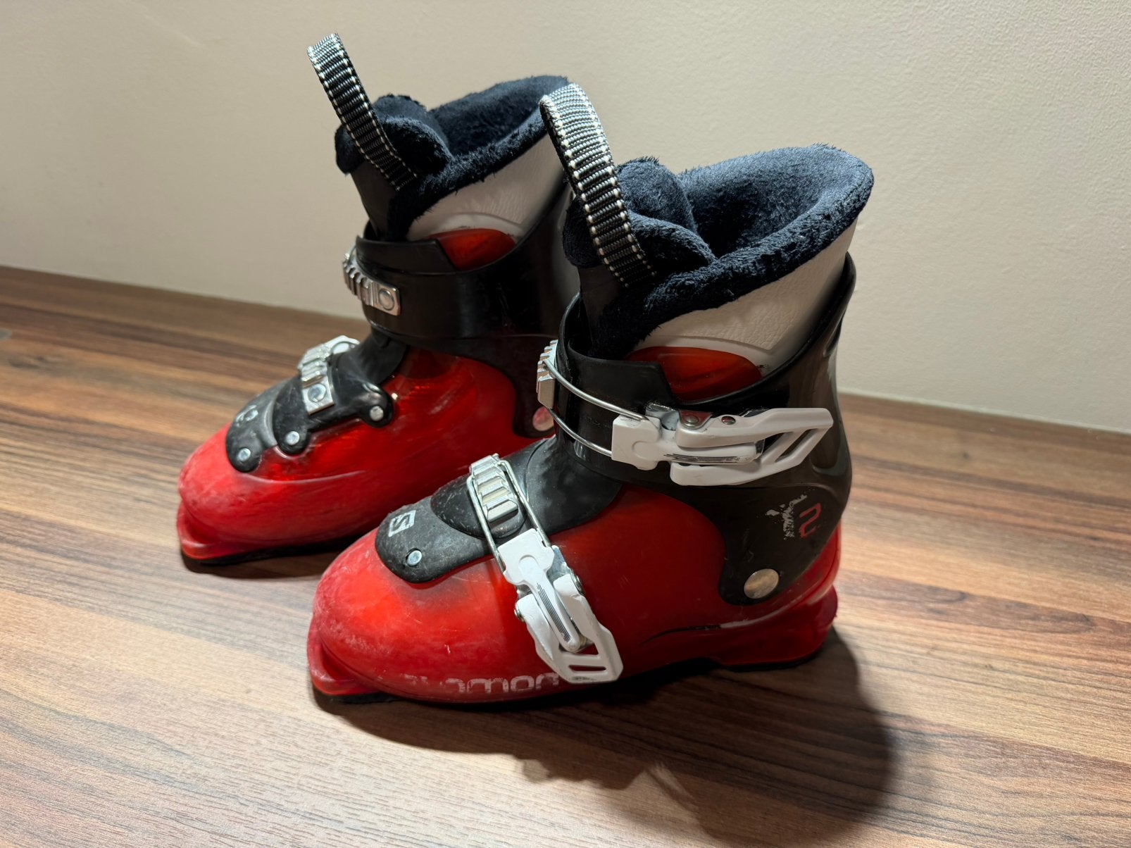 Salomon skischoen kind mondo 21 (maat 33/34), Sport en Fitness, Gebruikt, 100 tot 140 cm, Schoenen, Skiën