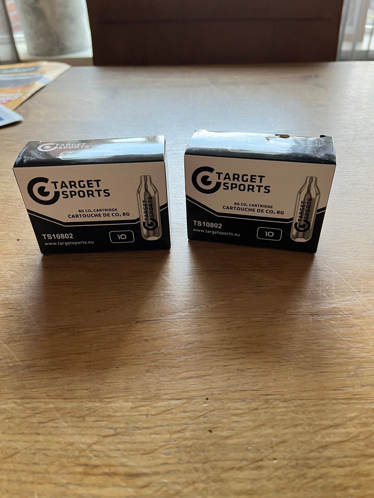 Co 2 patronen, Ophalen