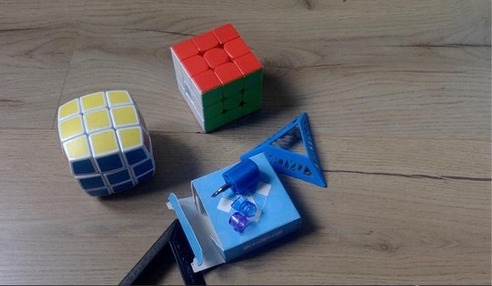 MoYu Rubiks Cube 3x3 (voor alle 2), Ophalen of Verzenden, Zo goed als nieuw, Puzzelen